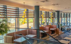 Crowne Plaza Reading